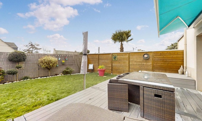 Le Rosais-La Flourie House | Awesome home in Saint-Malo with WiFi