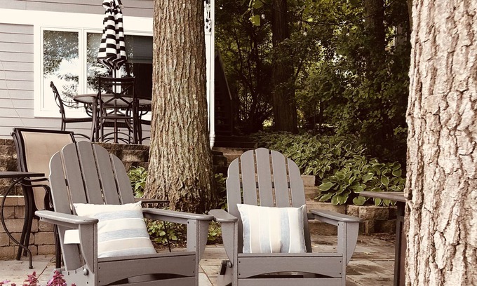 New Munster House | Awesome Lake Getaway anytime of year! Come Ski OR Plan for SUMMER Fun!!