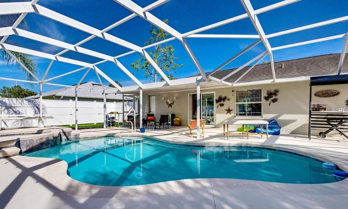 Indian Trails House | Awesome Pool House in Palm Coast, FL**10 min to the beach