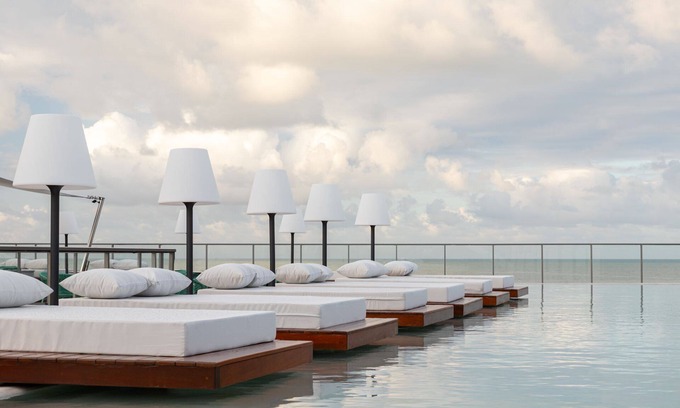 Cabo Branco Apartment | AX Setai Yacht