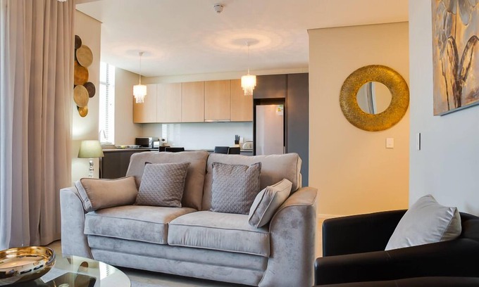 Century City Apartment | Axis