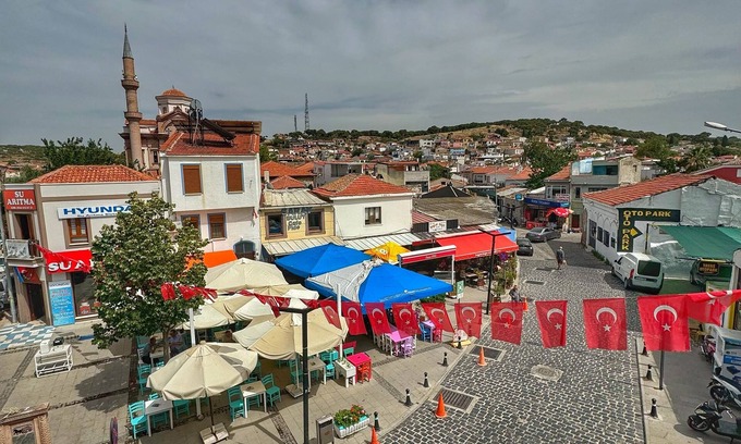 Ayvalik City Center Apartment | Ay Işığı Teras Hotel