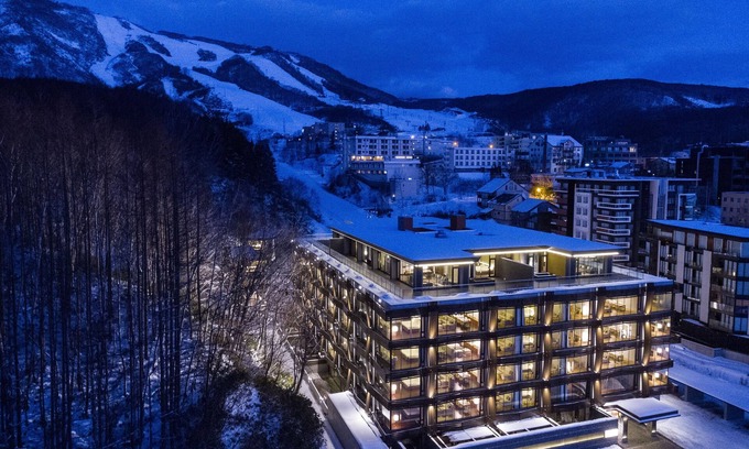 Hirafu Hotel | AYA Niseko