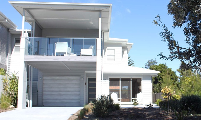 Culburra Beach Villa | Ayada villa at Culburra Beach - Pet friendly and 1 min to Beach!