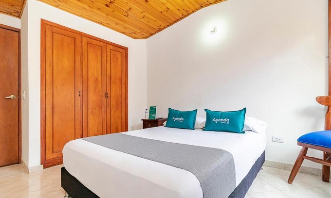 Chia Hotel | Ayenda Hotel Casona Santa Rosa