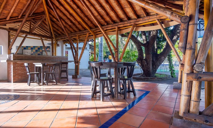 Neiva Hotel | Ayenda Mar Azul Neiva