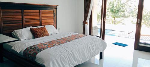Melayang Bed & Breakfast | Ayuna Cottages