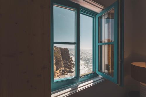 Azenhas do Mar Apartment | Azenhas do Mar West Coast Design and Surf Villas