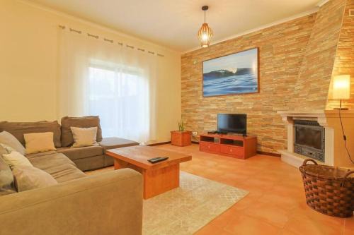 Ribeira Grande House | Azores Surf Center House