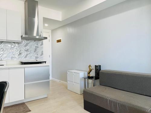 Don Bosco Apartment | Azure Lovely and Refreshing 1 Bedroom Suite