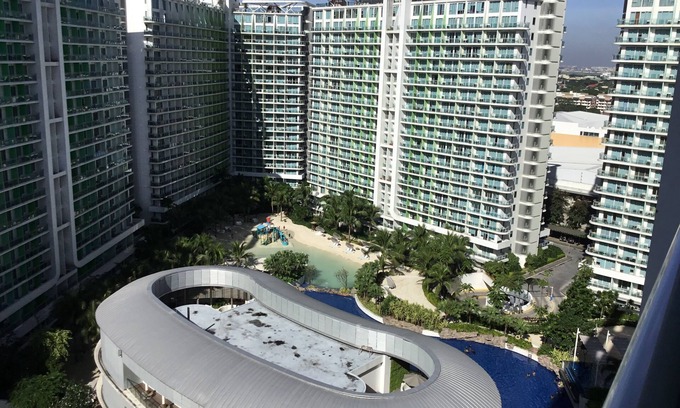Taguig Condo | AZURE URBAN RESORT RESIDENCES. BEACH IN THE CITY