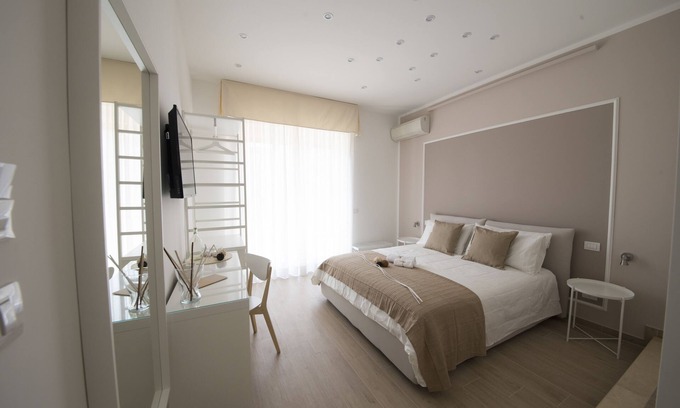 Salerno House | B&B Chérie - Centro di Salerno