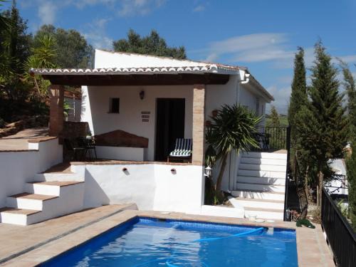 Cutar Bed & Breakfast | B&B Cortijo Loma León