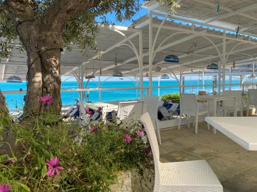 Mattinata Bed & Breakfast | B&B direttamente sul mare da Antonino