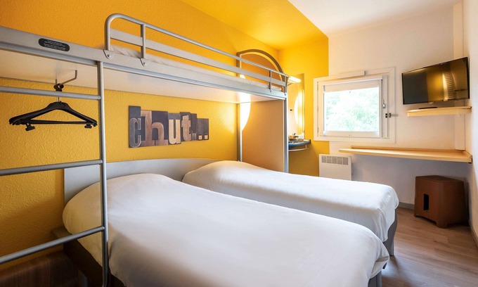 Caissargues Hotel | B&B Hotel Nimes Caissargues