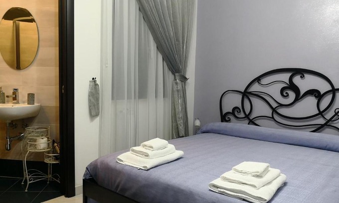 Reggio Calabria House | B&B LA CASA DI GIORGIA DI PELLICANO' FRANCESCA