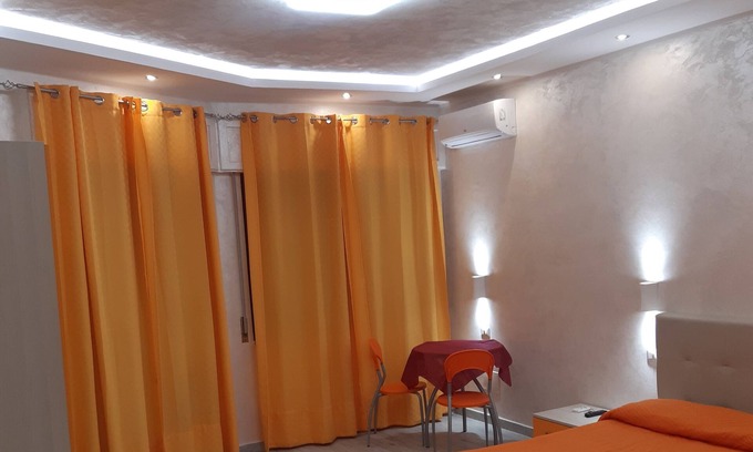 Crotone Bed & Breakfast | B&B La Colonna