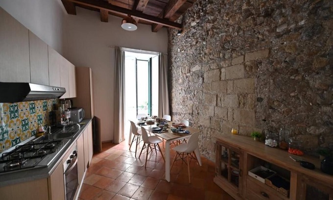 Rione Duomo Bed & Breakfast | B&B La Memolina