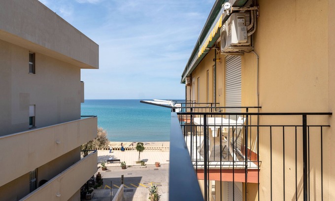 Cefalu Bed & Breakfast | B&B Le Suites di Costanza