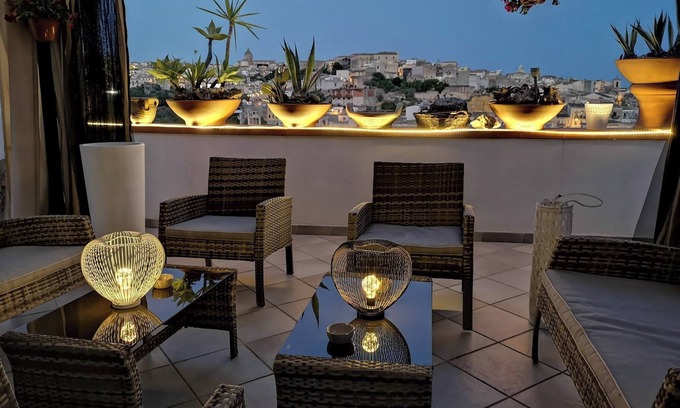 Noto Historic Centre Bed & Breakfast | B&B Villa Ambra