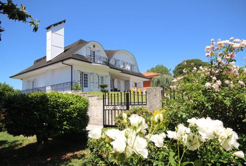 Amares Bed & Breakfast | B&B Villa Branca Barreiros AL98139