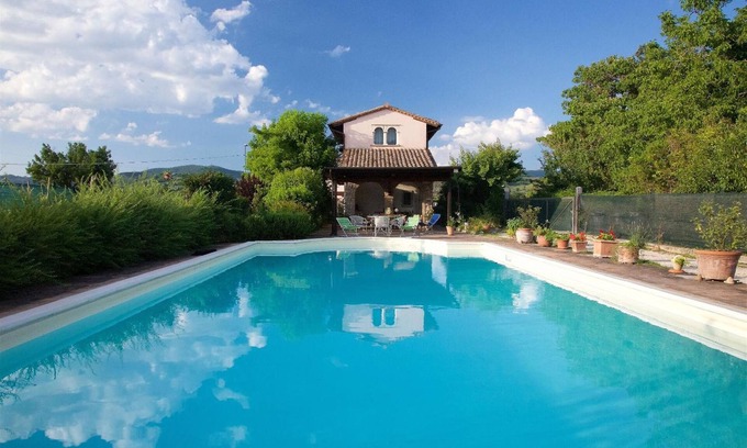 Assisi Bed & Breakfast | B&B With Pool and View of Assisi