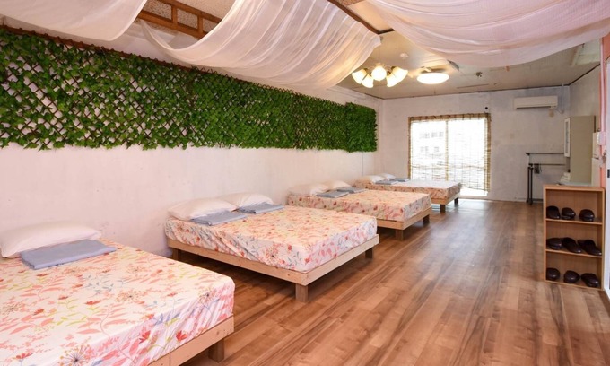 Okinawa Apartment | B It is a simple room with a chea/Naha Okinawa