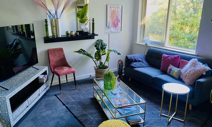Toorak Apartment | B's Place in Toorak S