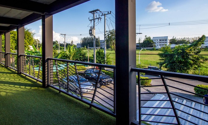 Chang Phueak Hotel | B2 Lanna Boutique & Budget Hotel