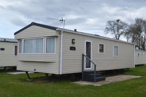 Forres Apartment | B5 at The Old Mill Holiday Park