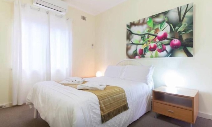 Crawley Apartment | B5 Crawley/Nedlands Apartment 1 BRM + Sleepout - 2min walk to UWA