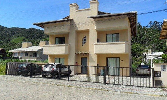Zimbros Apartment | BAÍA BELA RESIDENTIAL 1 bedroom apartment in Cantinho de Zimbros-Bombinhas