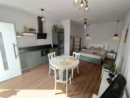 Camara de Lobos Apartment | Baía dos Lobos