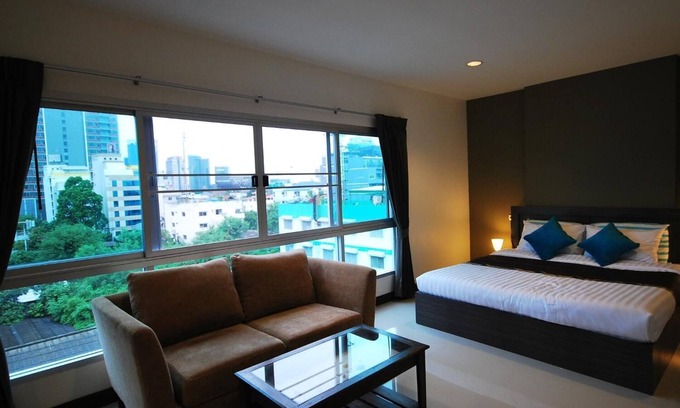 Chatuchak Hotel | Baan Mi-Na