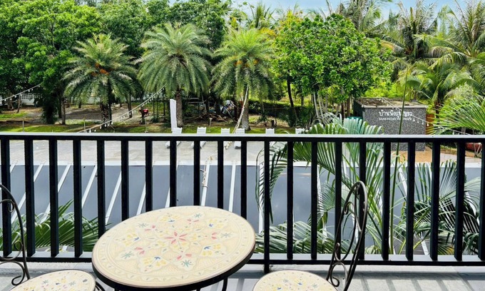 Bang Kao Hotel | Baan Phing Phu Praew Cha-Am