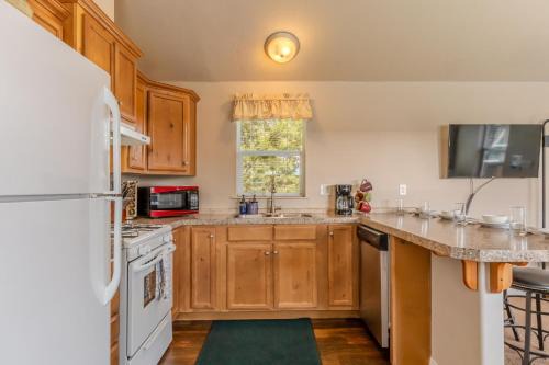 West Yellowstone House | Baby Bear Cabin