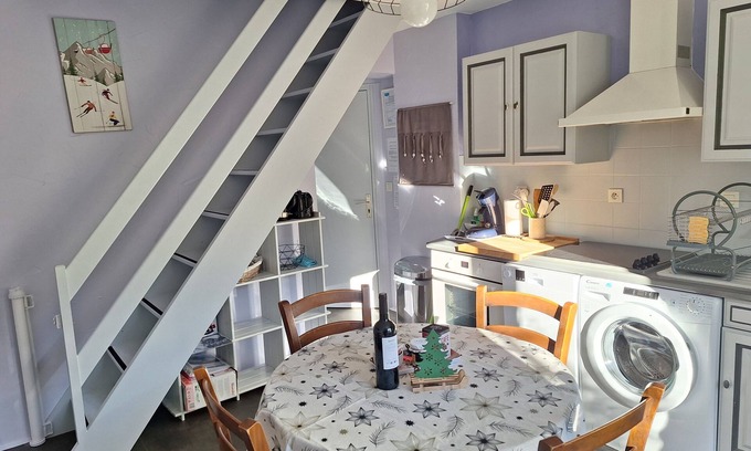 Luz-Saint-Sauveur Apartment | Babylone apartment in a detached house