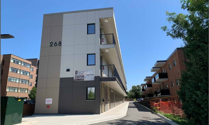 St. Catharines Apartment | Bachelor Studio Near Niagara