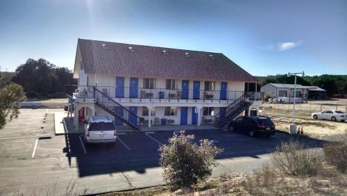 Boulevard Hotel | Back Country Inn