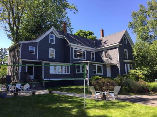 Back Cove House | Back Cove - Sunny 2nd Floor Condo
