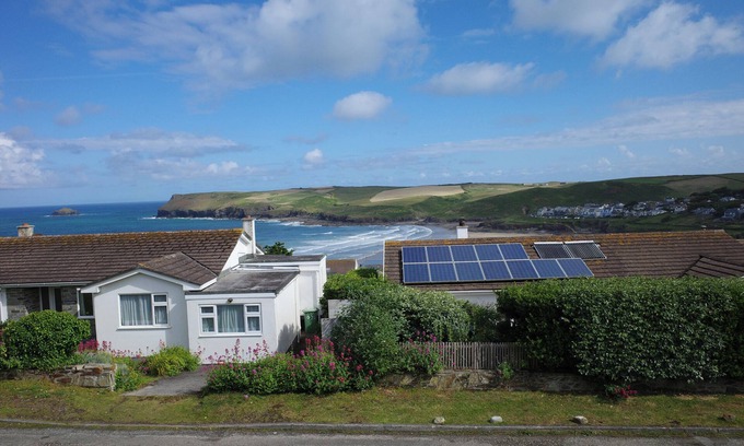 Trebetherick Cottage | Badgers Cliff