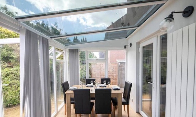 Winchester House | Badger’s Rest - home from home for contractors
