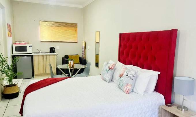 Northcliff Apartment | Bagley Terrace 145