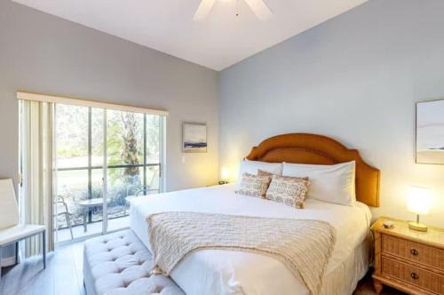 Bahama Bay House | Bahama Bay modern condo on ground floor