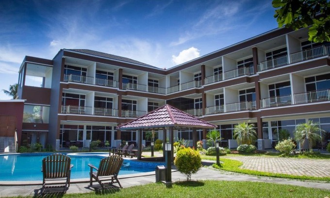 Tanjung Pandan Hotel | Bahamas Hotel & Resort Belitung