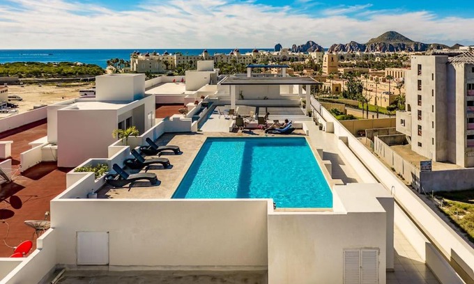 El Tezal Apartment | Bahia del tezal 202b: 2BR/2BT Condo, Big pool, 5 minutes walk to Beach!