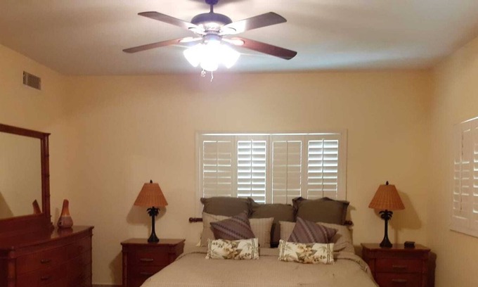 San Carlos Condo | Bahia Delfin #264