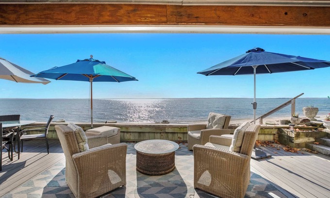 Laurel House | Bahia Mar Beach House, North Fork