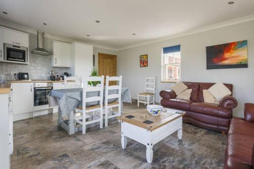 Horncastle Apartment | Bainvalley Cottages - The Shamba, sleeps 4