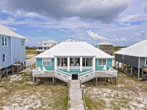 Southpointe House | Bairds Blue Dolphin